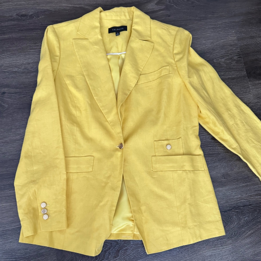 New! Linen Yellow Blazer with Button Details.